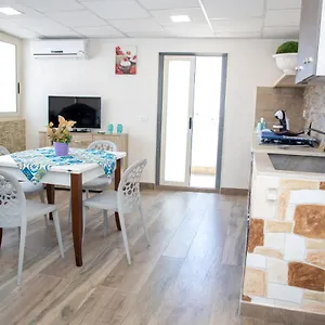 https://la-casa-di-miky.sicilyhotelsitaly.net