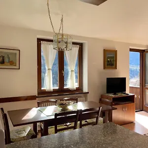 https://rosadira-vista-lago.hotelinveneto.com