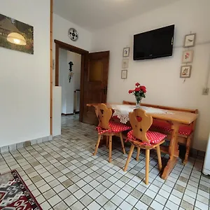 https://villa-salagona.hotelinveneto.com